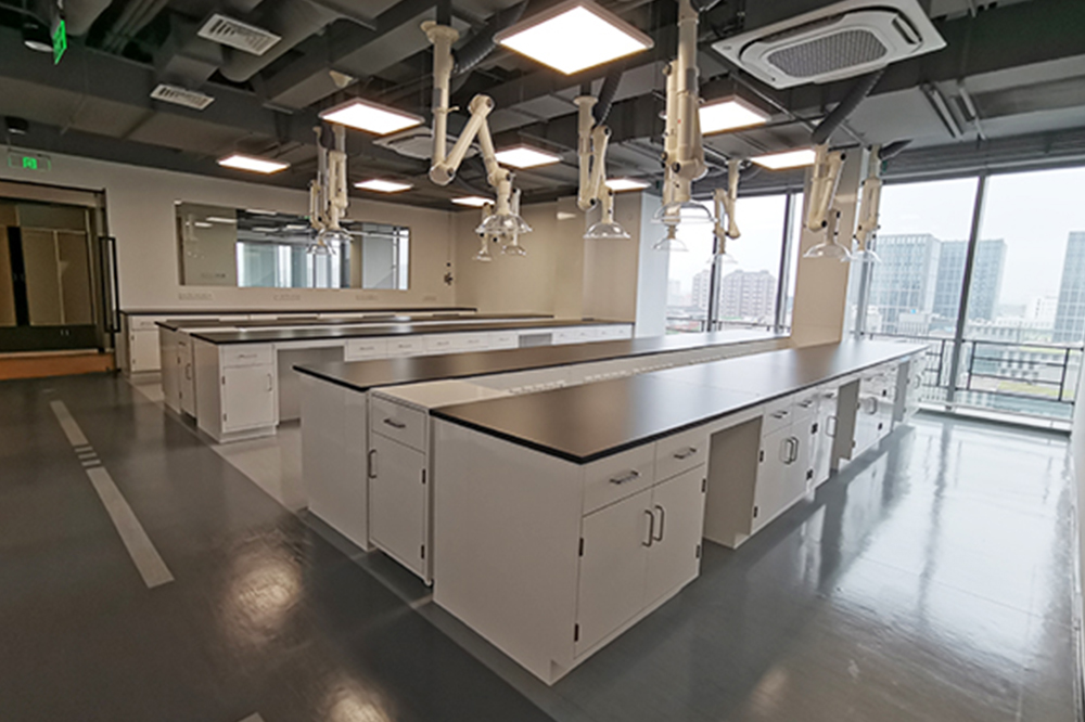 生化7天娱乐平台网站设计